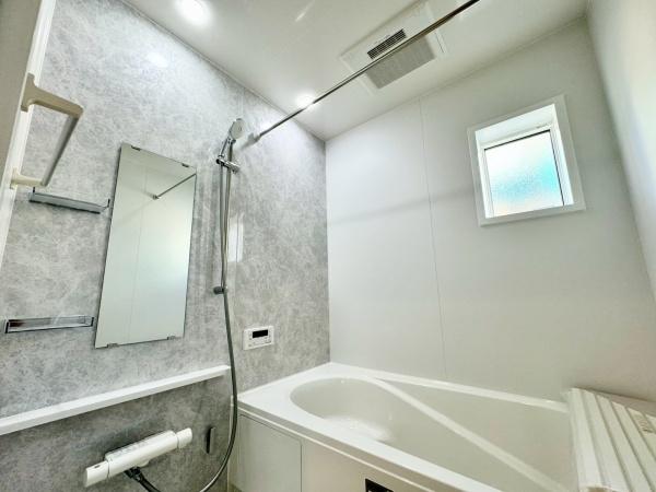 川西市霞ケ丘２丁目の新築一戸建