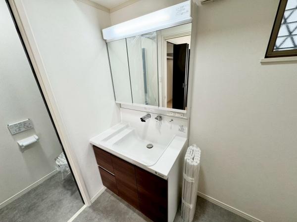 箕面市半町４丁目の中古一戸建て