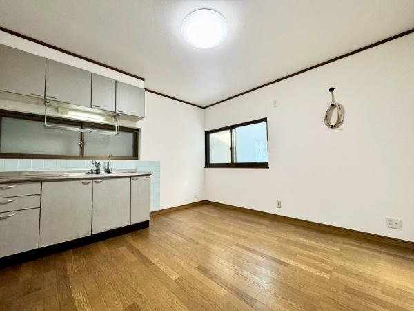 豊中市服部寿町２丁目の中古一戸建