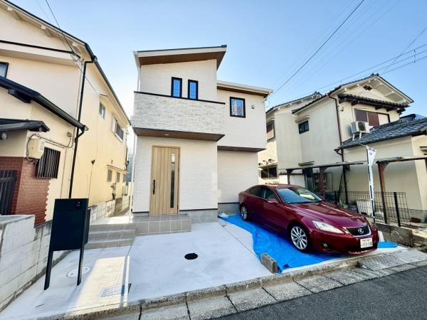川西市長尾町の新築一戸建