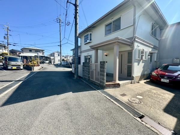 箕面市新稲６丁目の中古一戸建て