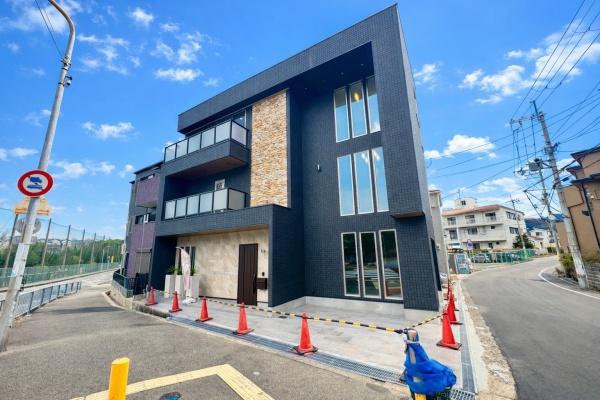箕面市稲４丁目の新築一戸建