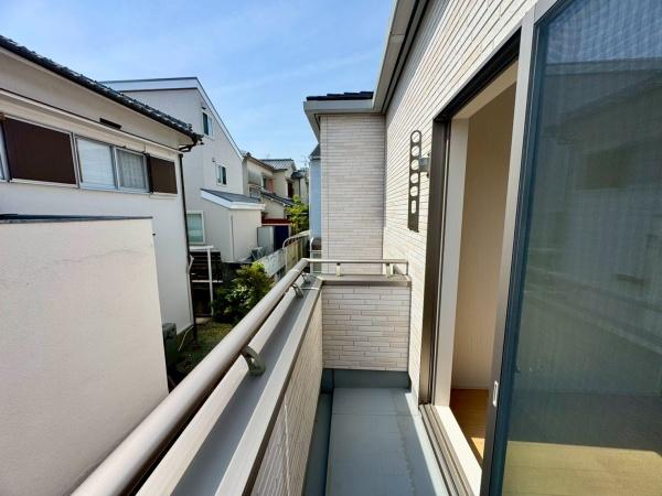 箕面市粟生新家３丁目の中古一戸建て