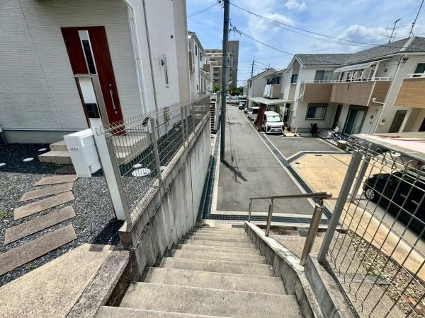 箕面市牧落５丁目の中古一戸建て