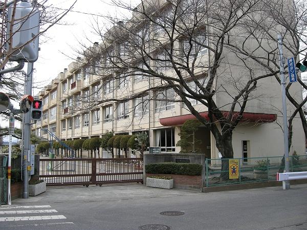 川越市大字笠幡の中古一戸建て(川越市立霞ヶ関西小学校)