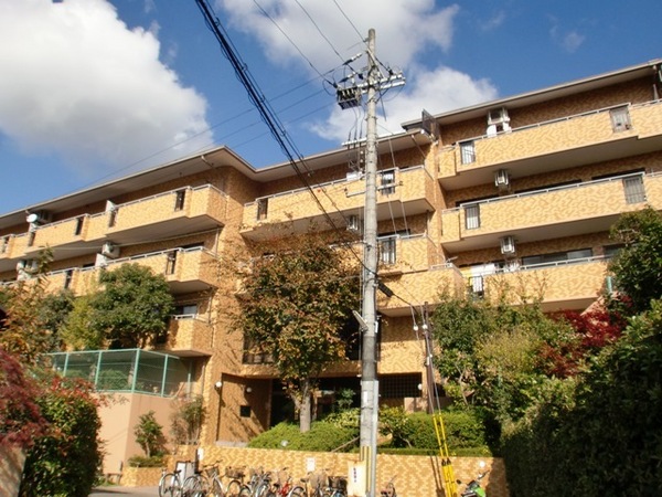 ライオンズマンション山科御陵