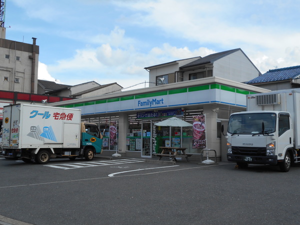 パデシオン伏見藤森プレミアムグランデ(ファミリーマート京都深草フチ町店)