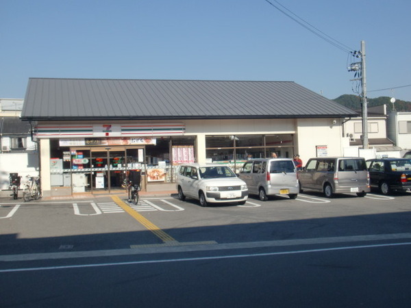 京都市山科区御陵荒巻町の土地(セブンイレブン西野八幡田町店)