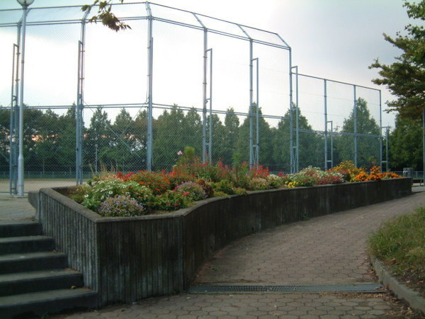 京都市伏見区久我御旅町の土地(塔ノ森公園)