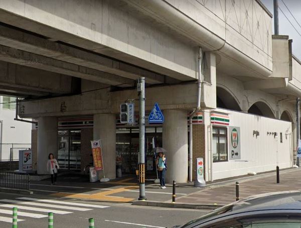 京都ロジェマン島町A棟(セブンイレブン近鉄十条駅前店)
