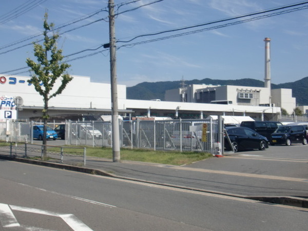 パデシオン桃山(コーナン六地蔵店)