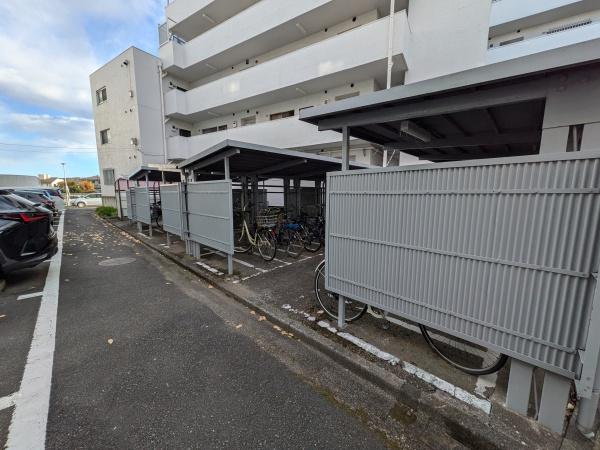 京王北野マンションD棟