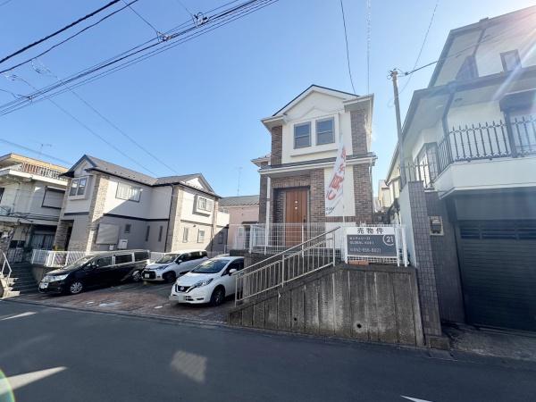 町田市鶴川４丁目の中古一戸建て