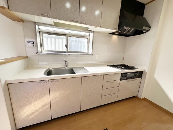 町田市鶴川４丁目の中古一戸建て