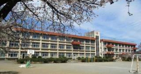 八王子市久保山町2丁目の中古一戸建て(八王子市立宇津木台小学校)