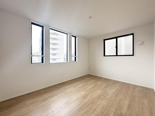 八王子市子安町４丁目の新築一戸建