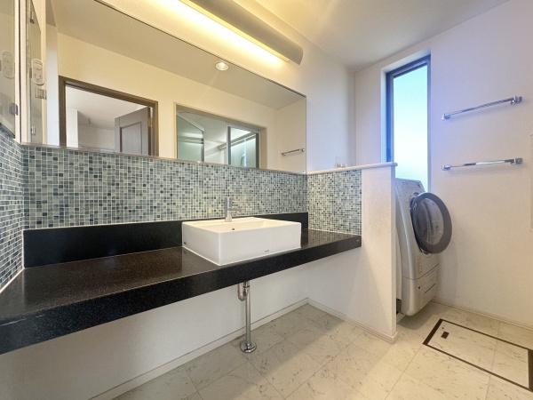 八王子市上野町の中古一戸建て