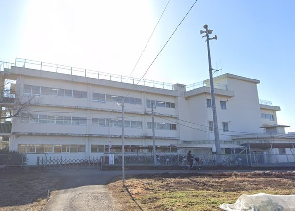 あきる野市瀬戸岡の中古一戸建て(あきる野市立秋多中学校)