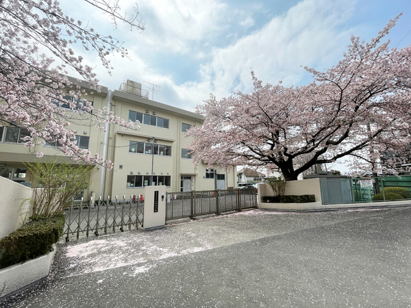 八王子市小宮町の中古一戸建て(八王子市立石川中学校)