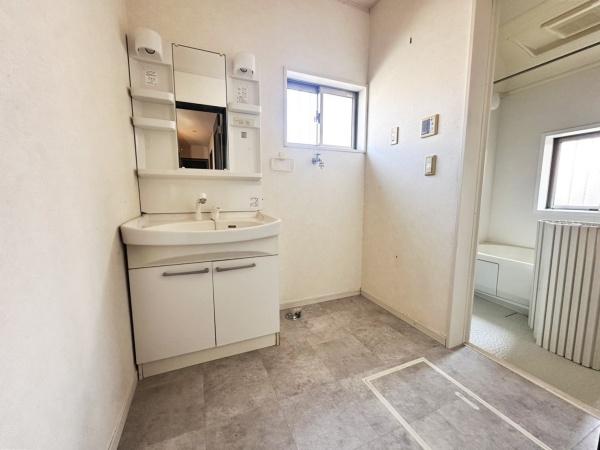 八王子市暁町３丁目の中古一戸建