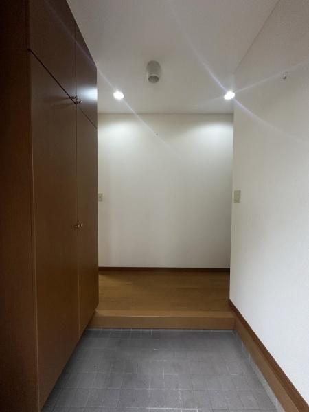 八王子市館町の中古一戸建