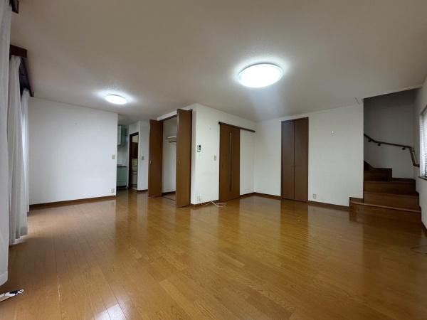 八王子市館町の中古一戸建