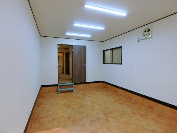 八王子市西寺方町の中古一戸建て