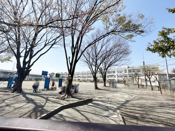 日野市大字石田の中古一戸建て(日野市立日野第四小学校)