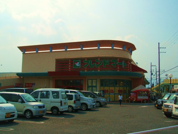 ベルヴィ南草津弐番館(フレンドマート南草津店)