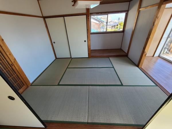 大津市苗鹿２丁目　２棟（左棟右棟）