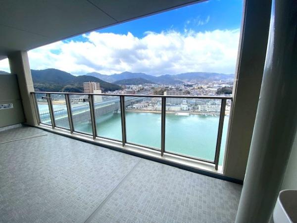 グランスイート近江・臨湖庵