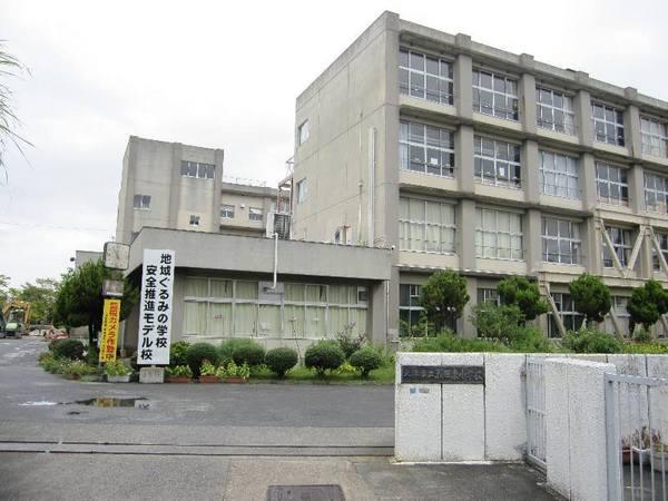 グランドール弐番館(大津市立瀬田東小学校)