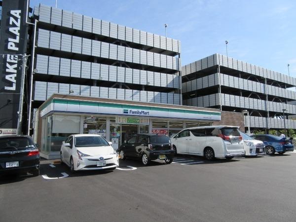 エスリード大津におの浜セミリア(ファミリーマートにおの浜3丁目店)