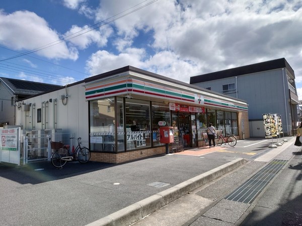 草津市上笠4丁目の新築一戸建(セブンイレブン草津野村5丁目店)