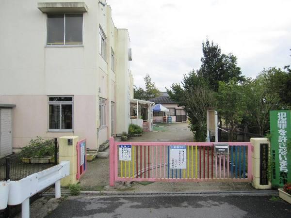 エメラルドマンション草津青地2棟(草津市立志津幼稚園)