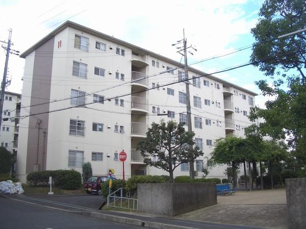 膳所ハイツ11号棟