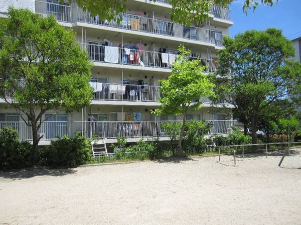 膳所ハイツ６号棟