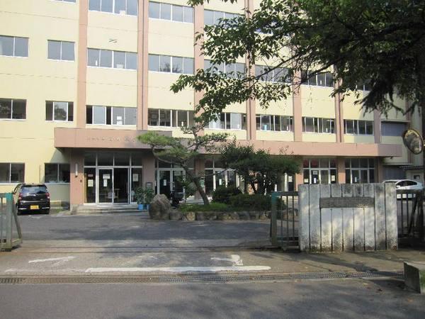 レックスガーデン大津南郷ベルデ(大津市立南郷小学校)