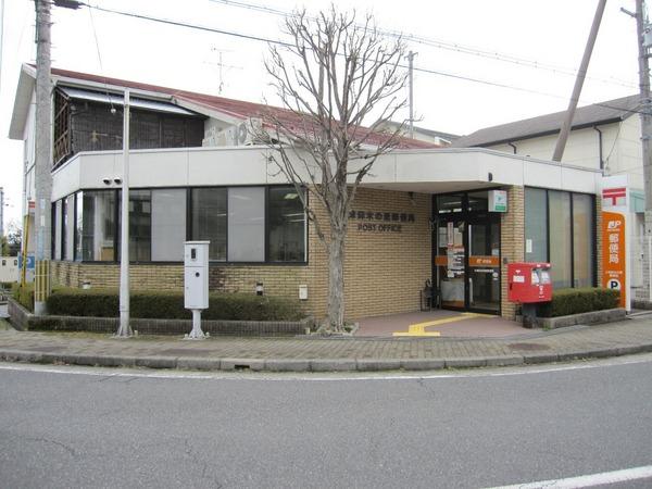 ヴェルディール仰木1号棟(大津仰木の里郵便局)