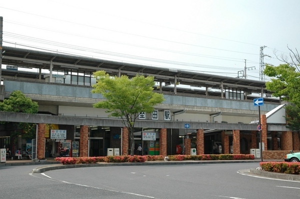 グローバル堅田駅前(堅田駅(JR湖西線))