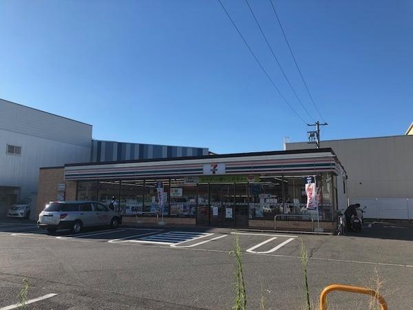 ロータリーマンション西大津３番館(セブンイレブン大津松山町店)