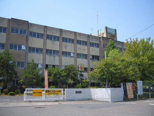 グランベリー唐崎(大津市立唐崎小学校)