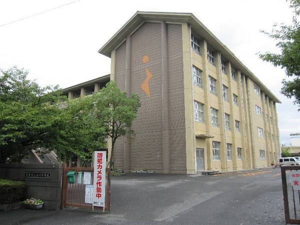 メゾンドール瀬田公園都市１番館(草津市立玉川中学校)