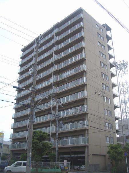 エムズプラザ堅田駅前表通り