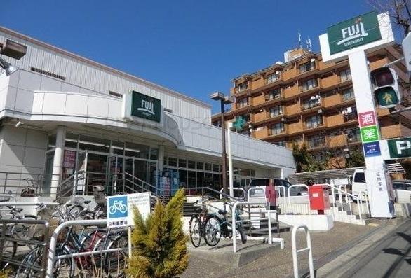 横浜市港南区日野南１丁目の土地(Fuji野庭店)