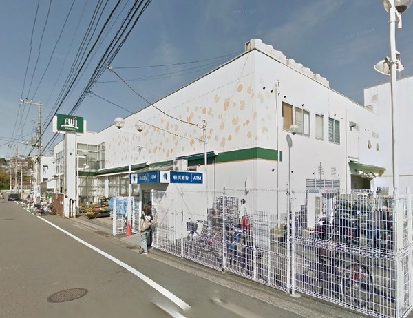 宮向団地 四街区六号棟(Fuji鳥山店)