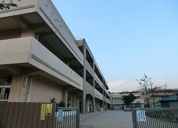 大場町・新築戸建 D号棟(横浜市立黒須田小学校)