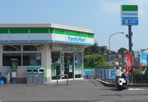 横浜市都筑区加賀原1丁目の中古一戸建て(ファミリーマート都筑加賀原店)
