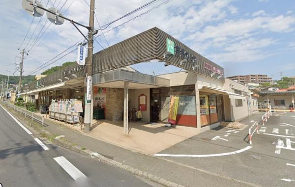三浦郡葉山町一色の中古一戸建て(京急ストア葉山店)