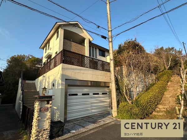 三浦郡葉山町一色の中古一戸建て